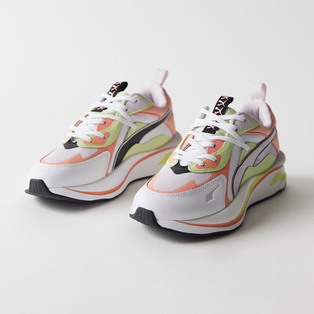NEW Puma RS-Curve Mismatch Shoes in Fog Peach sz 6 - Picture 2 of 4